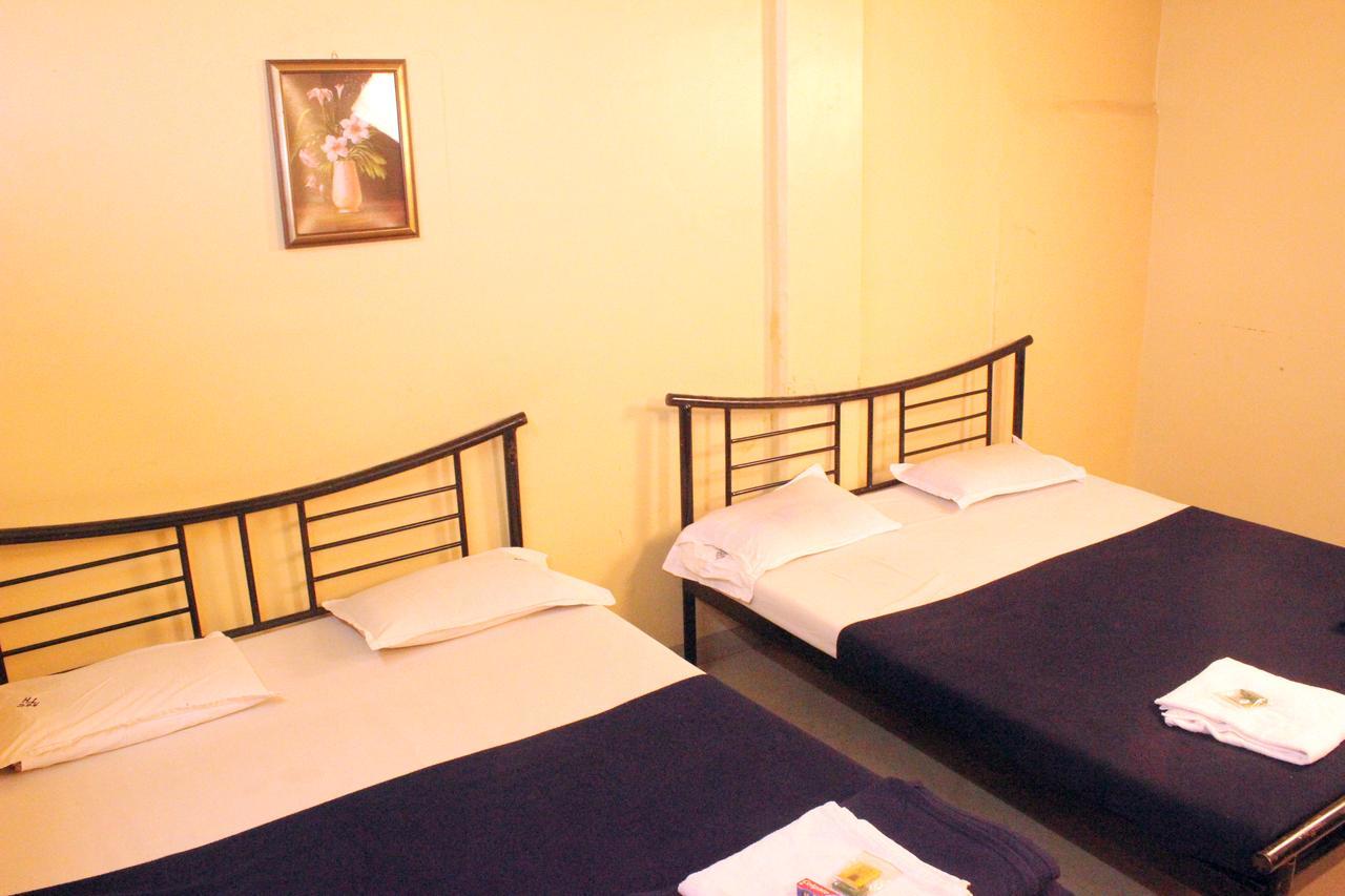 Hotel Homeland Пюн Екстериор снимка